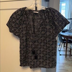 Slowing Loose fit Joe Fresh Black and White Patterned Blouse